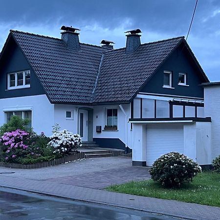 Modern Und Rustikal Mit Kamin Ferienwohnung Kohlert Bad Berleburg Exterior photo